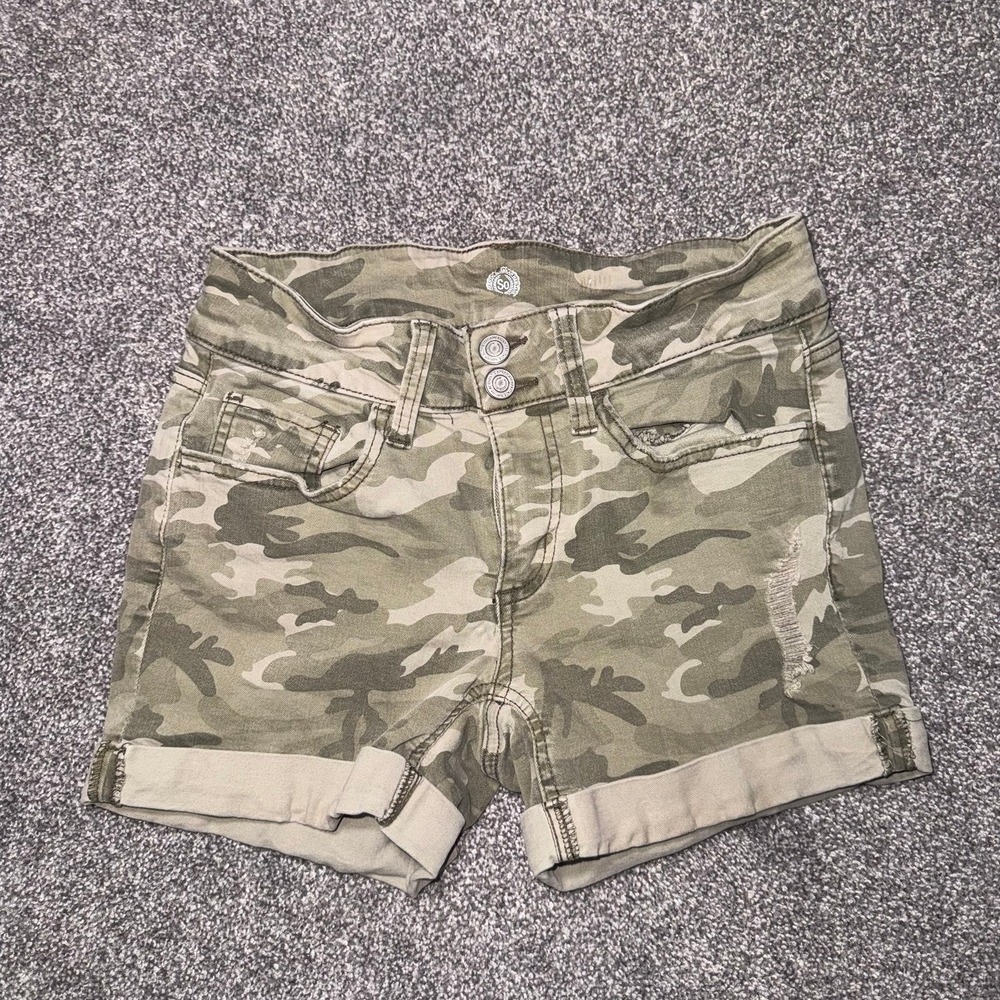 SO Women's Green Camouflage High-Rise Denim Shorts